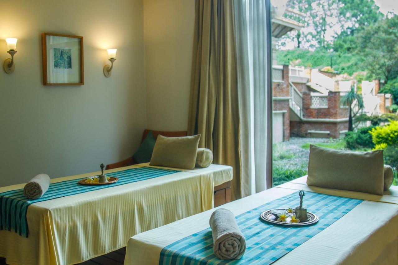 Hyatt Regency Kathmandu Hotel Екстериор снимка
